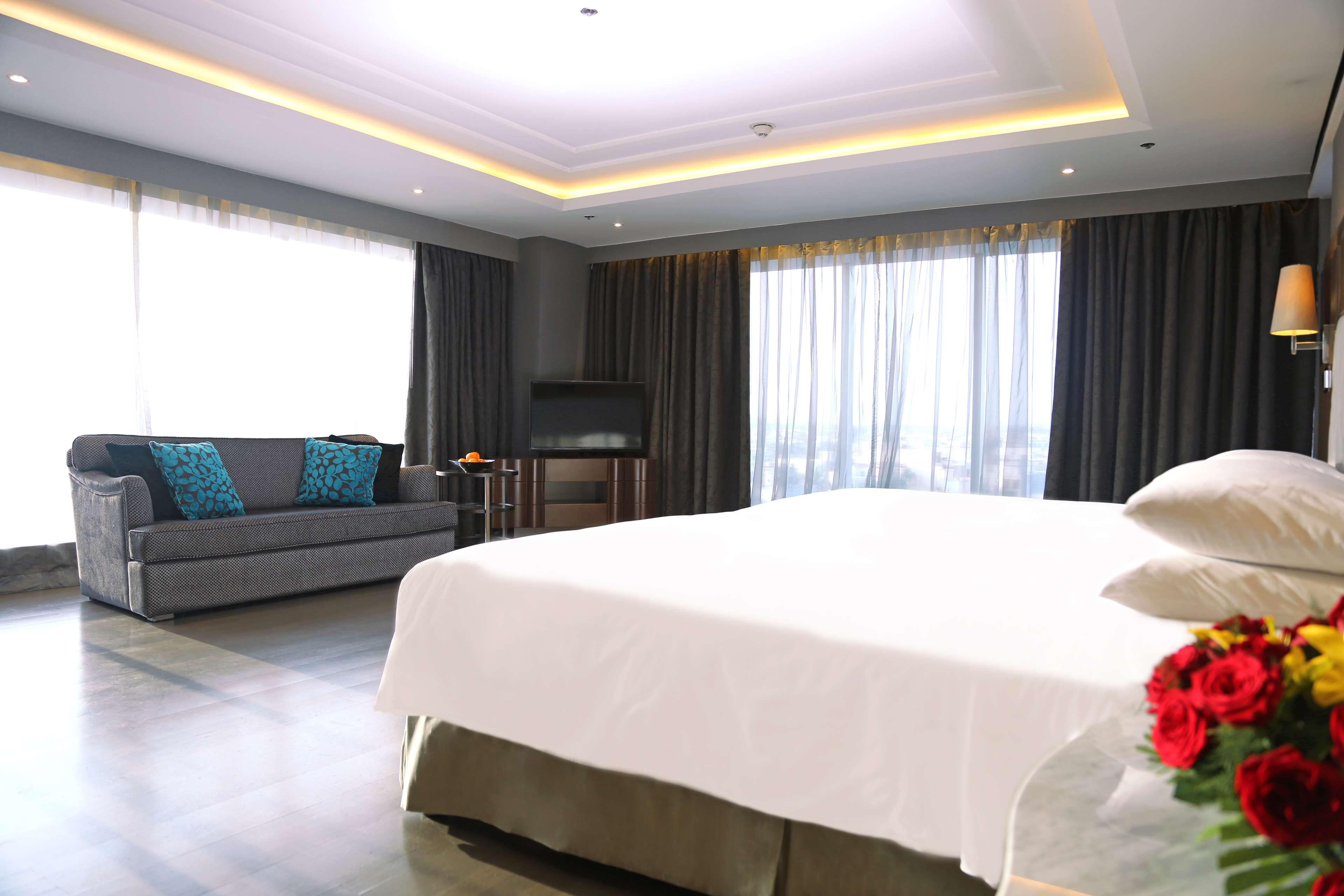 Hyatt Regency Ludhiana Hotel Buitenkant foto